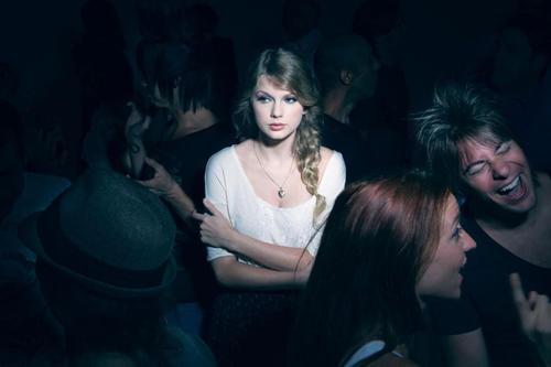 Lebanese swiftie over here.