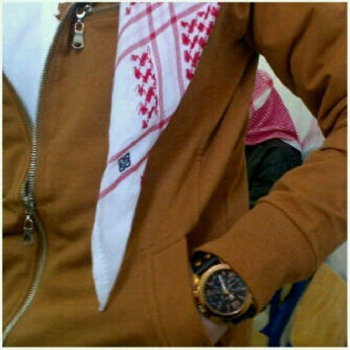 reer2211's profile picture. اللي يبينا عيت النفس تبغاه /واللي نبي عيا البخت لا يجيبه.