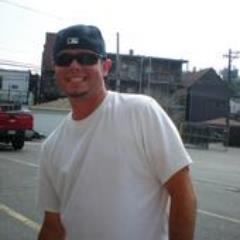 Packers/Cubs/Blackhawks/Bulls/UFC/WWE. Listener of rock music and old school rap