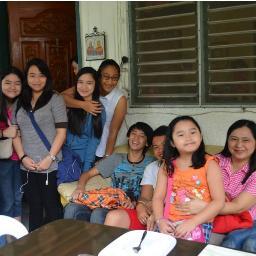 Heeyitscharles's profile picture. 