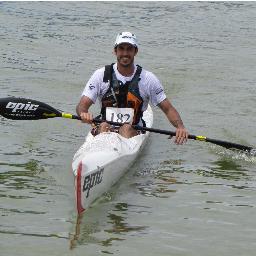 Remador de surfski e K1, 7x Campeão Panamericano, 3x Campeão da World Cup, Campeão Brasileiro, Australiano e Alemão. Importador e Repres. Exclusivo Epic Kayaks