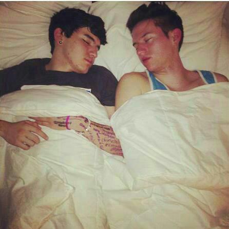 I love Ricky Dillon so much. big o2l fan :D 2/6 follows #Ricksters