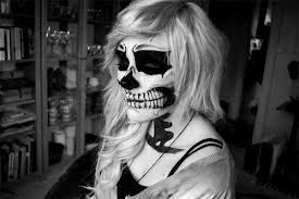 That morning's dawn was painted beautiful scarlet, the likes of witch i have never seen before. So warm and passionate