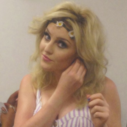 Perrie_E_FL's profile picture. ❁Give a little time to me, or burn this out. We'll play hide and seek, to turn this around... All i want, is the taste that your lips allow❁