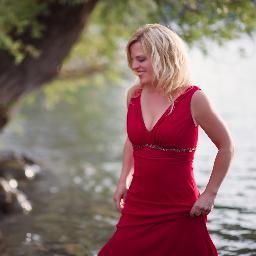 clickinatty's profile picture. 