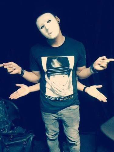 NTShuffleSquad's profile picture. Shuffle, Jumpstyle, Liquid, Sexy dancer, Robotic, Break Dance, Hardstyle, Tutting, Old School, and many more! CP : @RezkyNong_ // 26BC5A3C // +6281315395154