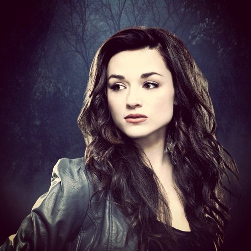 Sometimes our light goes out, but is blown again into instant flame by an encounter with another blow. Older sister to Elena and Jeremy. [[Single/Lesbian]]