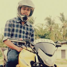 hy..!! im Ashish sivadas  !! and em a freestyle stunter ;) !! stay connected   with me on http://t.co/lk9RA8uBZ0    !! :)