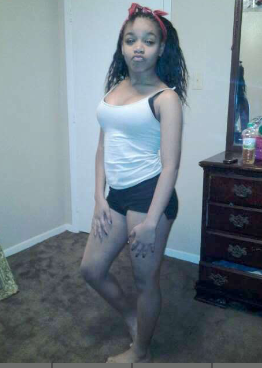 No New Franns Needed ,Keep My Circle Small Yall Follow A Real Female #KeepItReal Or #KeepItMoving Stright Up ♡