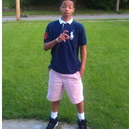 # LOY@L NIGG@S ONLY_  & SINGLE LIFE 
Follow A Real Nigga , Give Me A Year I'll Be Famous . #Thug Life , Every Girl is beautiful in their own way.