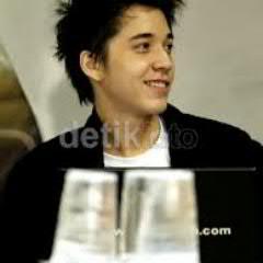 I will always keep supported  @yukikato and @steff_william || follow and mention me, ok