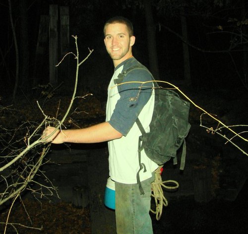 im a small town country guy with a little pitcher on the side. I like to live in the moment.