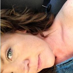 Mom, Writer, Social Media Marketing. Simply on a New Journey