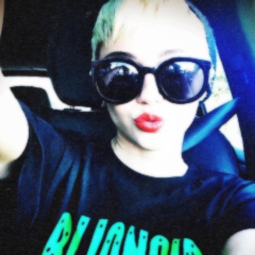 «Miley, Lana, Gaga» 50 shades.