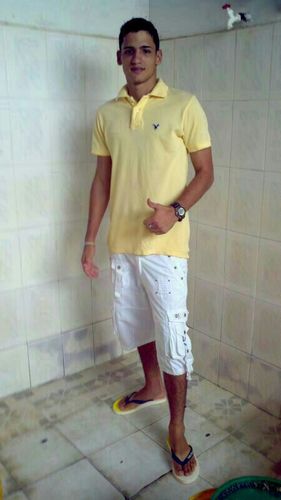 JosLuisTapia's profile picture. Dios mio