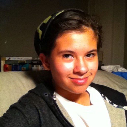 13 yrs of age. 5'2. Love tay swift and ari grande
