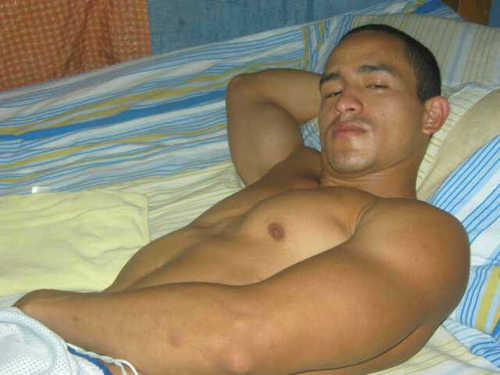 nelsonne25's profile picture. 