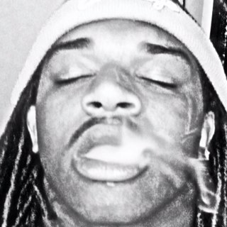 #MoneyTrain #GorillaGang #iRap #FreeBoosie #M.O.B... Da less $$$ we spend on bullshit da mo 4 da WEED!!