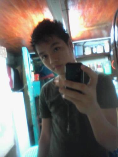 unrest_01's profile picture. 