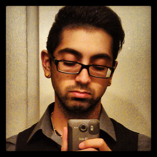 most awesome amazing person yu will possibly ever meet!! :))) HMU when ever. im always here for whatever the reason...