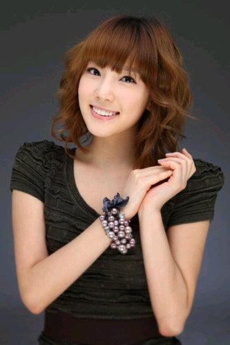Parody of Taeyeon from Girl'sGeneration | Fakefams