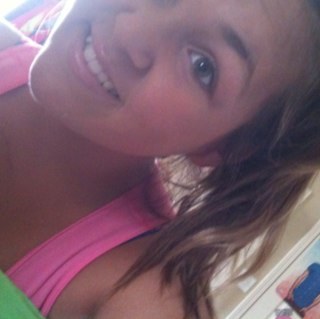 Im 16 young wild crazy love to dance& sing DIRECTIONER 4 LIFE single