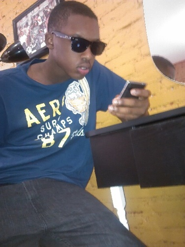 no need for friends fuck friends friends turn into busta's . follow him then follow me @_taniaaaaaaaa♥ mufafb