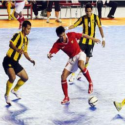 Futsal adalah sebuah Kebahagiaan ! Follow @Futsalisti untuk Motivasi,Info,Tips n Trik,Sharing Tentang Dunia Futsal