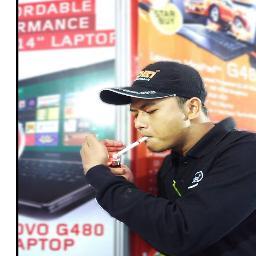 tinggal dikota klaten yang selalu bersinar....yg selalu menerangi langkahku,,,,dimanapun,kapanpun,,,hingga ajal menanti.