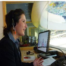 Interpreter & Translator (FR, ENG, IT), passionate about languages & cultures. 
Our heart knows no language barrier.