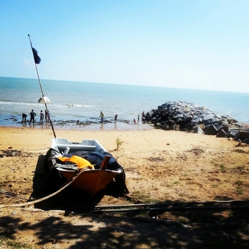 ak_helmi's profile picture. 