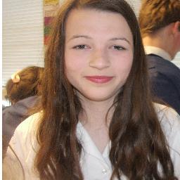 im, 16 and into lots of rock bands and promote everthing i love in my tweets, follow me back if you want, i follow back also (not eggs) :) xxxxx