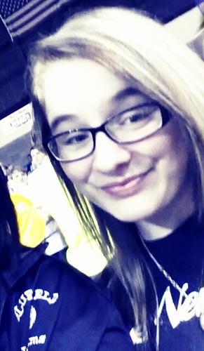 I am a small town girl. Go to Bluefield High School. #hmu #teamfollowback