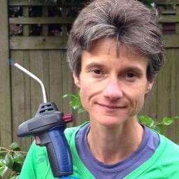 Passionate home cook, dog lover, professional researcher, want-to-be-gardener, novice runner, seeking a more sustainable life.
http://t.co/jq18ZP16Yq