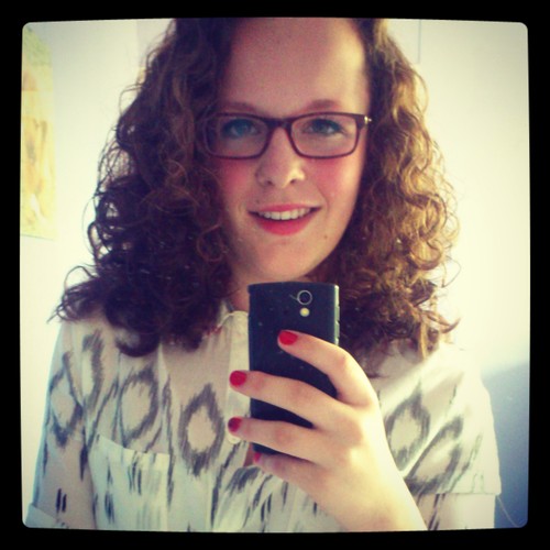 femke/5 havo jvb/17 jaar/ every day may not be good there is something good in every day.