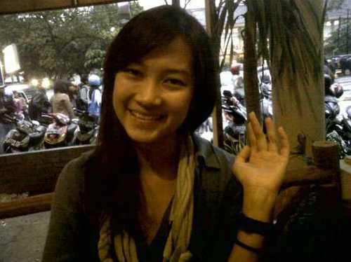 *tetep jdi teh ninot yng syang sma Pramudinatic yah ;),,always suport @pramudina :)