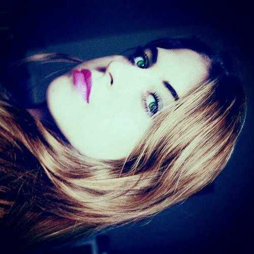 Isabela Carvalho Dias Godoy , 15 years , @_belycgodoy , Fotografa , solteira , brasileira , amigos , música , filme e livros.