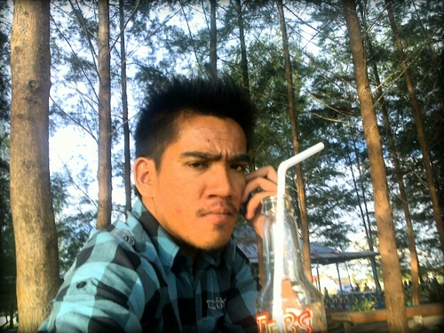 FenniNovaldi's profile picture. YOU ARE YOU, BE YOUR SELF AND BE TO THE BEST.