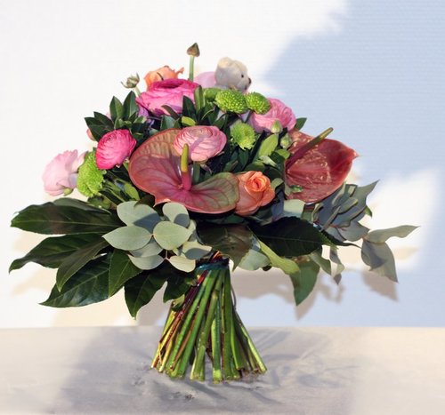 Bien plus qu'un fleuriste, un créateur d'ambiance et d'émotions qui sublime la nature ! 04 94 20 06 46