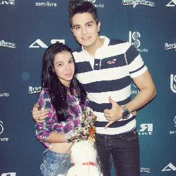 Por mais que eu tente desviar,tô sempre em sua direção. ♪ (@luansantana). ~    Parcerias:@Luannmeuorgulho e @Sinaisdeumbjo ∞