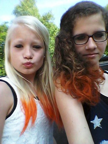 Beste vriendinnetjes Esmay & Debbie (ll')   Loveyou Mop'' Kus Esmay