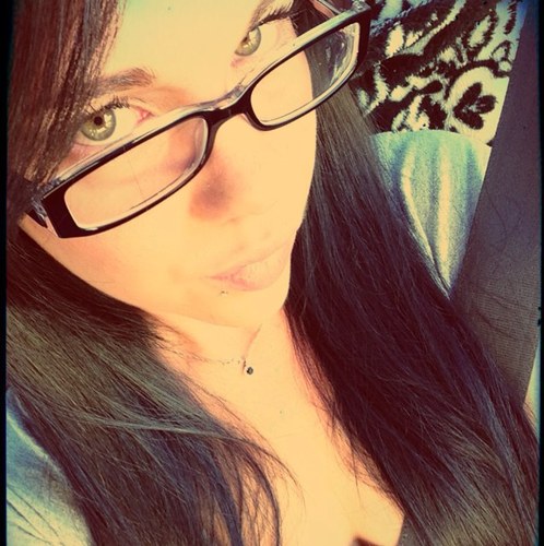 MissBee1219's profile picture. Wisest girl uve ever met,Kindest soul w/whom uve connected,Bravest heart that uve ever seen,n uve never met any1 who's as positive as I am sometimes..