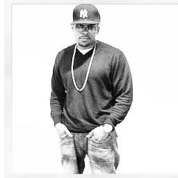 HIPHOP ARTIST, SONGWRITER, LAKER FAN. I FOLLOW BACK #SHADOWMAFIA #STIZZY