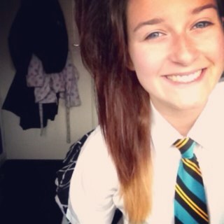 larapullen's profile picture. Arctic Monkeys | The Front Bottoms | The Story So Far | Gnarwolves | Cheerleading