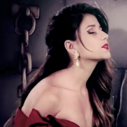 ზ @PaulaFernandes7 - ♥  Eu to carente desse teu abraço ♪♫ ღ