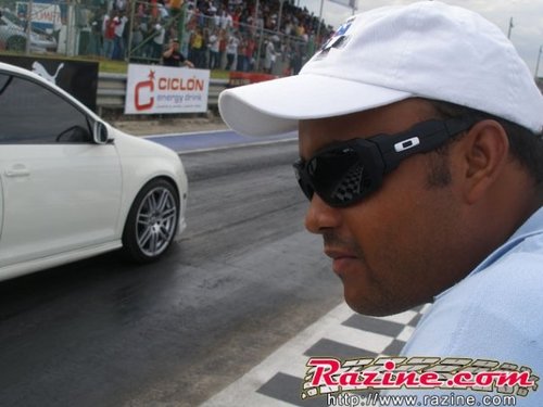 Lic en Mercadeo Vendedor de Vehiculos Nuevos y Usados  cmarchena12@gmail.com.