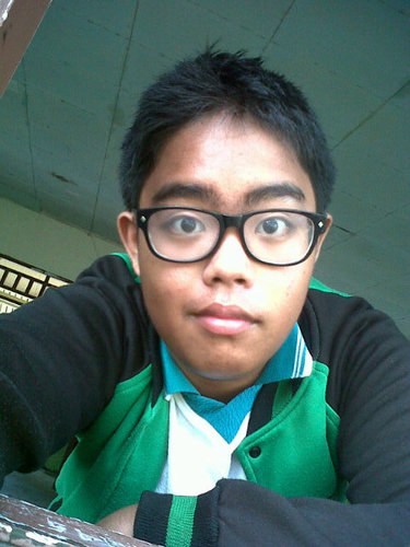 | nata firdaus || school in @SMA4FOUR_PKY | ♥  family |♥ friend |♥ jesus christ |♥ JKT48 | |my oshii @veJKT48 | X-8, XI-IPA 3 |