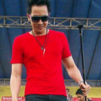 Lead Vocal In D'Megans Band || Music Is My Life