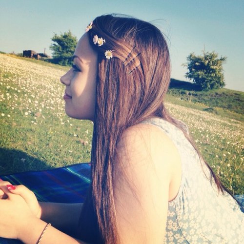 yo, im zoe as you probably guessed. im 14, from the rhondda and i love my boyfriend