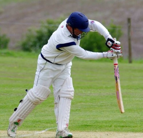 Im 33 & work at Inter County Cleaning Services. Play cricket Rushden Town & Rushden Wanderers. Volunteer cricket groundsman with a dream 🌱🏏